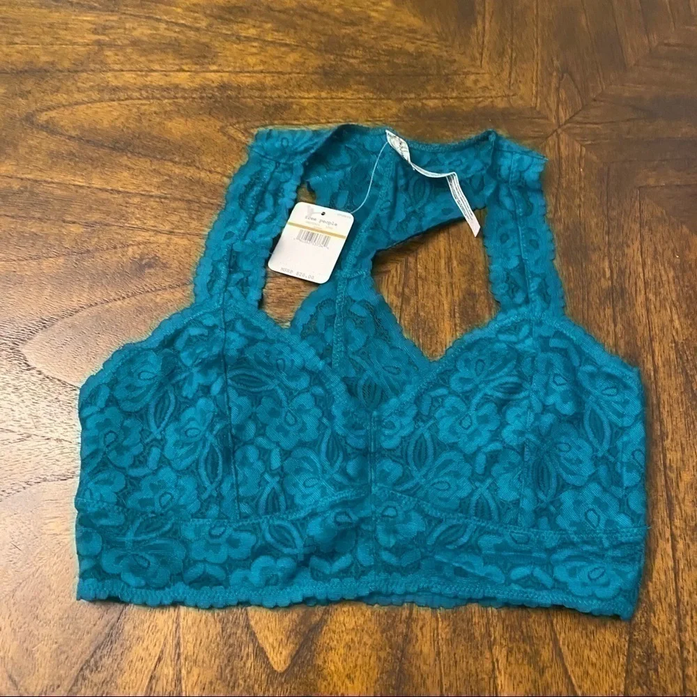 FREE PEOPLE Galloon Lace Racerback Bralette Size Small NWT